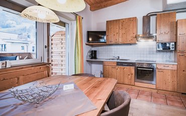 Küche im Apartment Typ B mit eigener Sauna im Margarethenstein