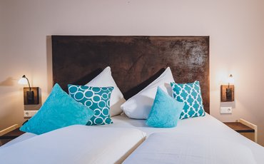 XXX Schlafzimmer im Apartment Typ C mit privater Sauna im Margarethenstein